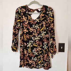 🌸Xhilaration floral boho long-sleeved mini dress Size S